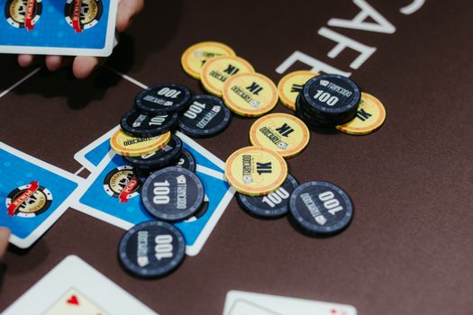Věrnostní programy v online kasinech: Jak získat nejvíce výhod?